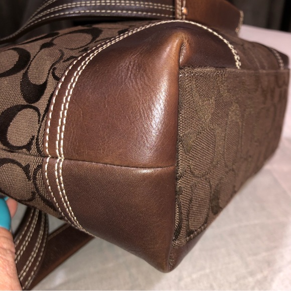 Coach classic Tote *Authentic* - Picture 10 of 12